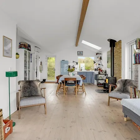 Casa vacanze In With Wifi And 2 Bedrooms 2 Assens